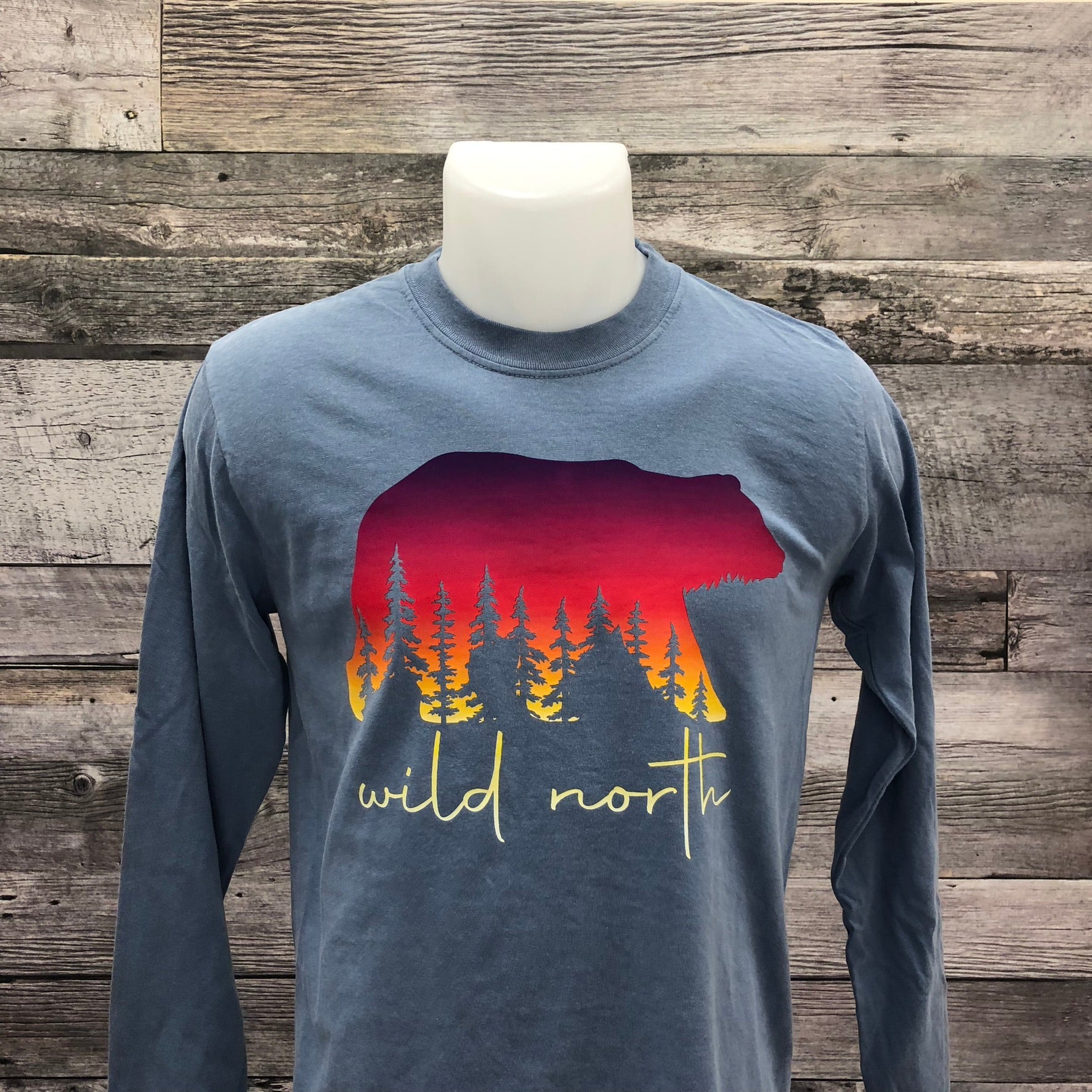 Wild North Sunset Bear - Unisex Long Sleeve Tshirt - Blue Jean Color